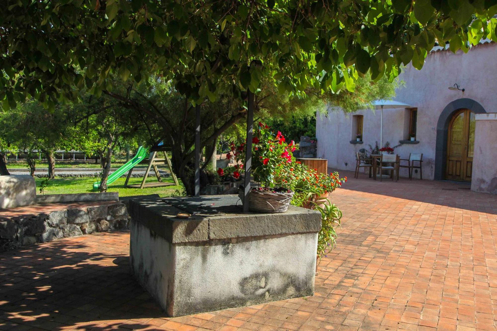 Agriturismo Galea Рипосто Экстерьер фото