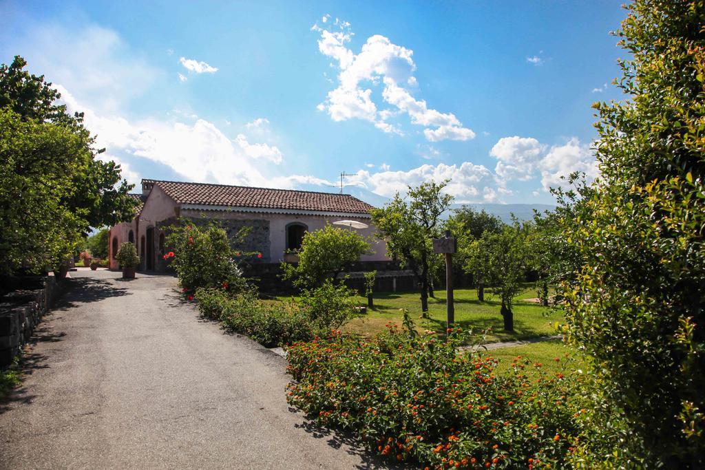 Agriturismo Galea Рипосто Экстерьер фото